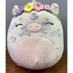 Squishmallows Rosie The Spotted White Pig Floral Crown Plush Collectible 8"x8x4"